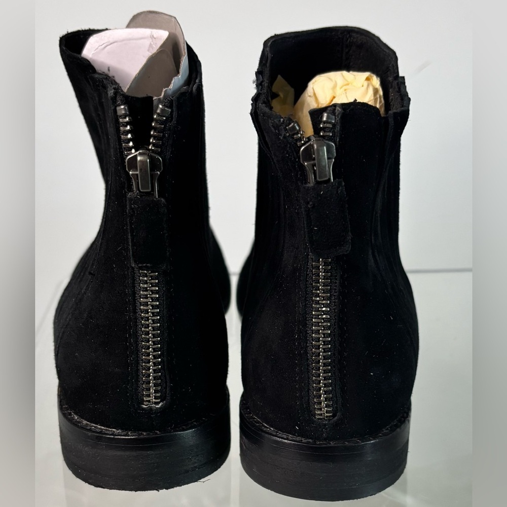 Eileen Fisher Rich Black Suede Ankle Booties Minimalist Chelsea Boot 8 1/2 - Picture 2 of 10
